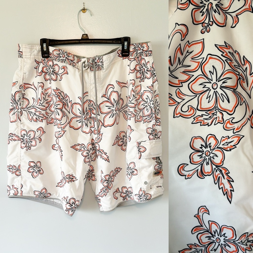 The Marlin Trading Company Men's Swim Trunks Floral Pattern Size XXL Beach